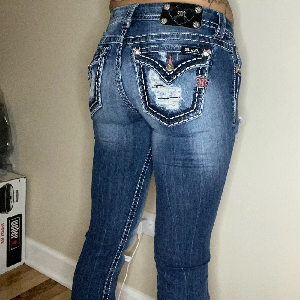 Miss me jeans size 27 inseam 33 signature boot
